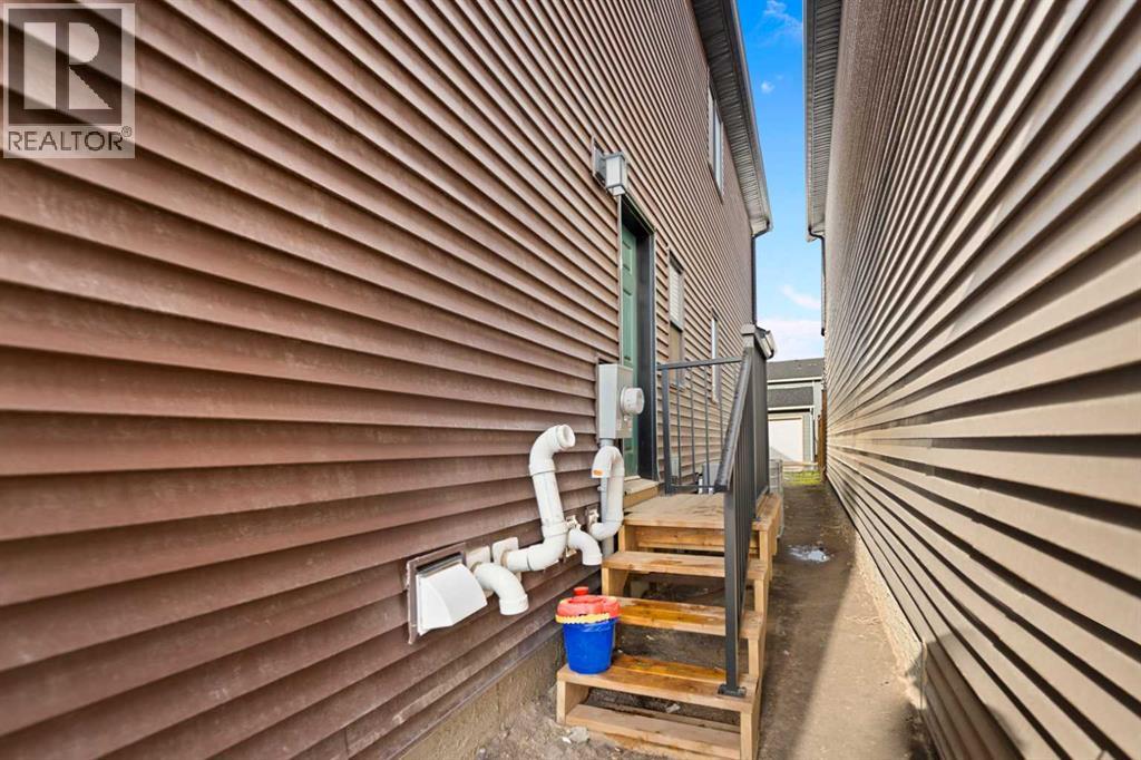 260 Homestead Grove NE - 34