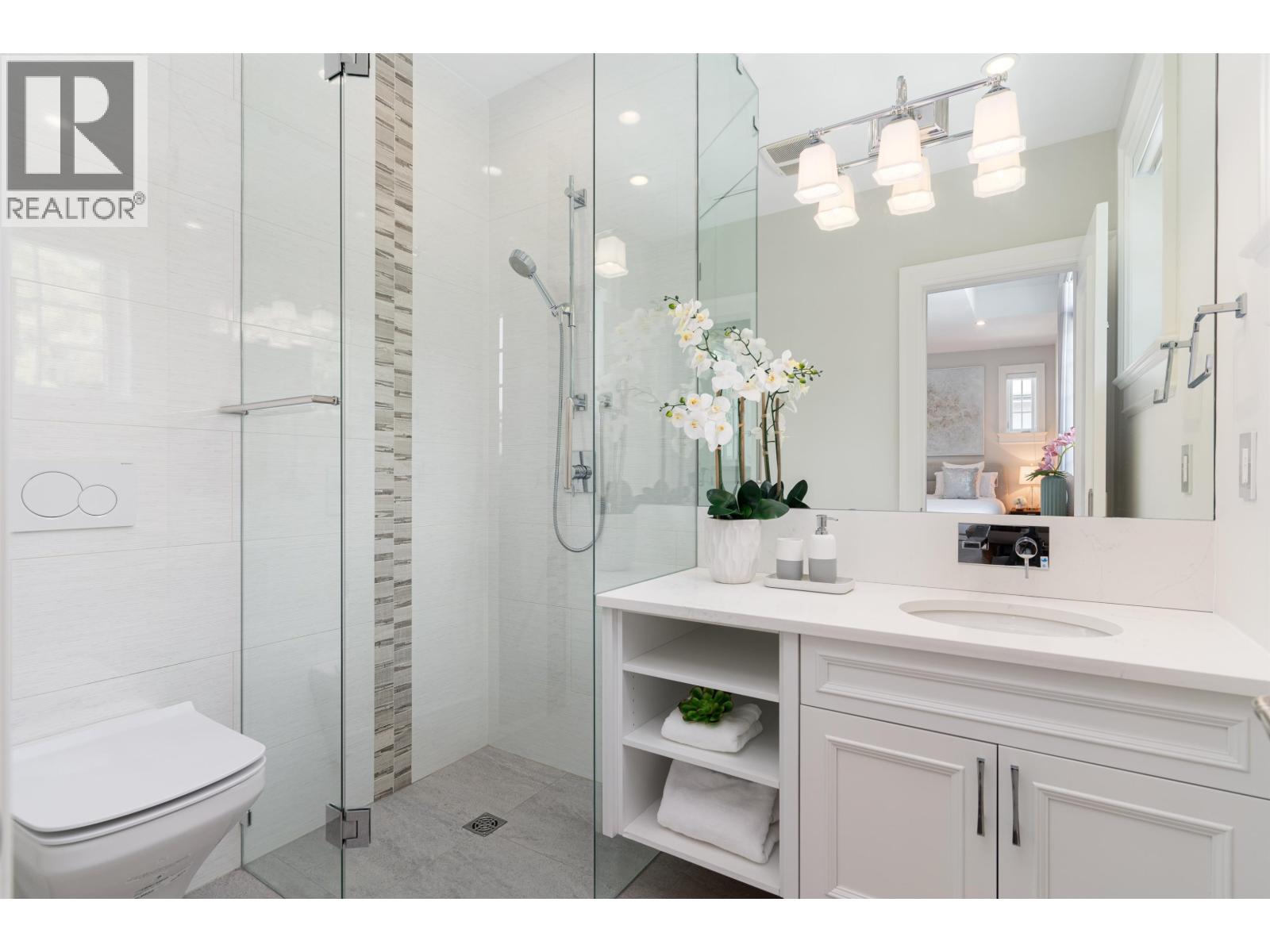 4 Bed, 7 Bath House for Sale in Vancouver – 8083 ANGUS DRIVE, Vancouver – MLS# R3137705 - Image 19