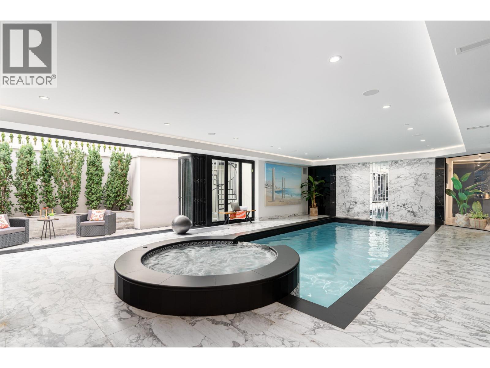 4 Bed, 7 Bath House for Sale in Vancouver – 8083 ANGUS DRIVE, Vancouver – MLS# R3137705 - Image 29