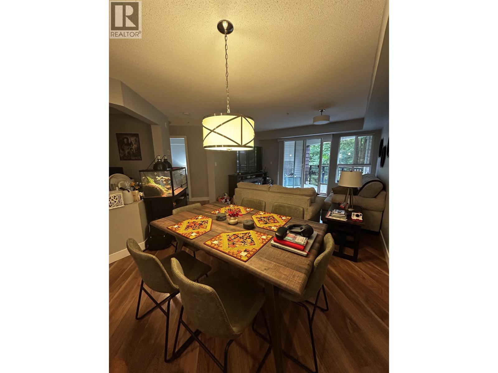 209 19677 MEADOW GARDENS WAY, Pitt Meadows
