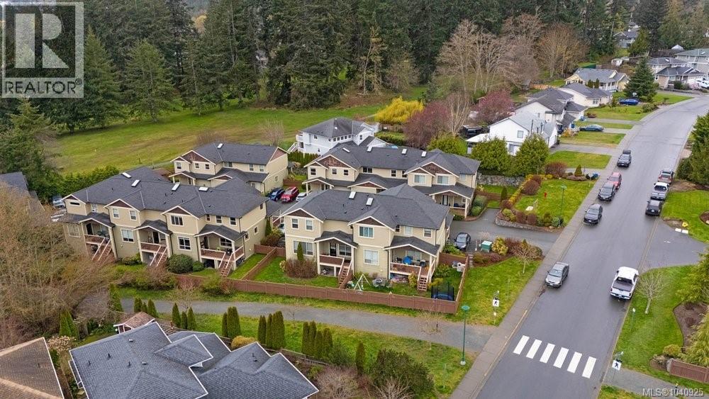 #104 2248 Townsend Rd - 33