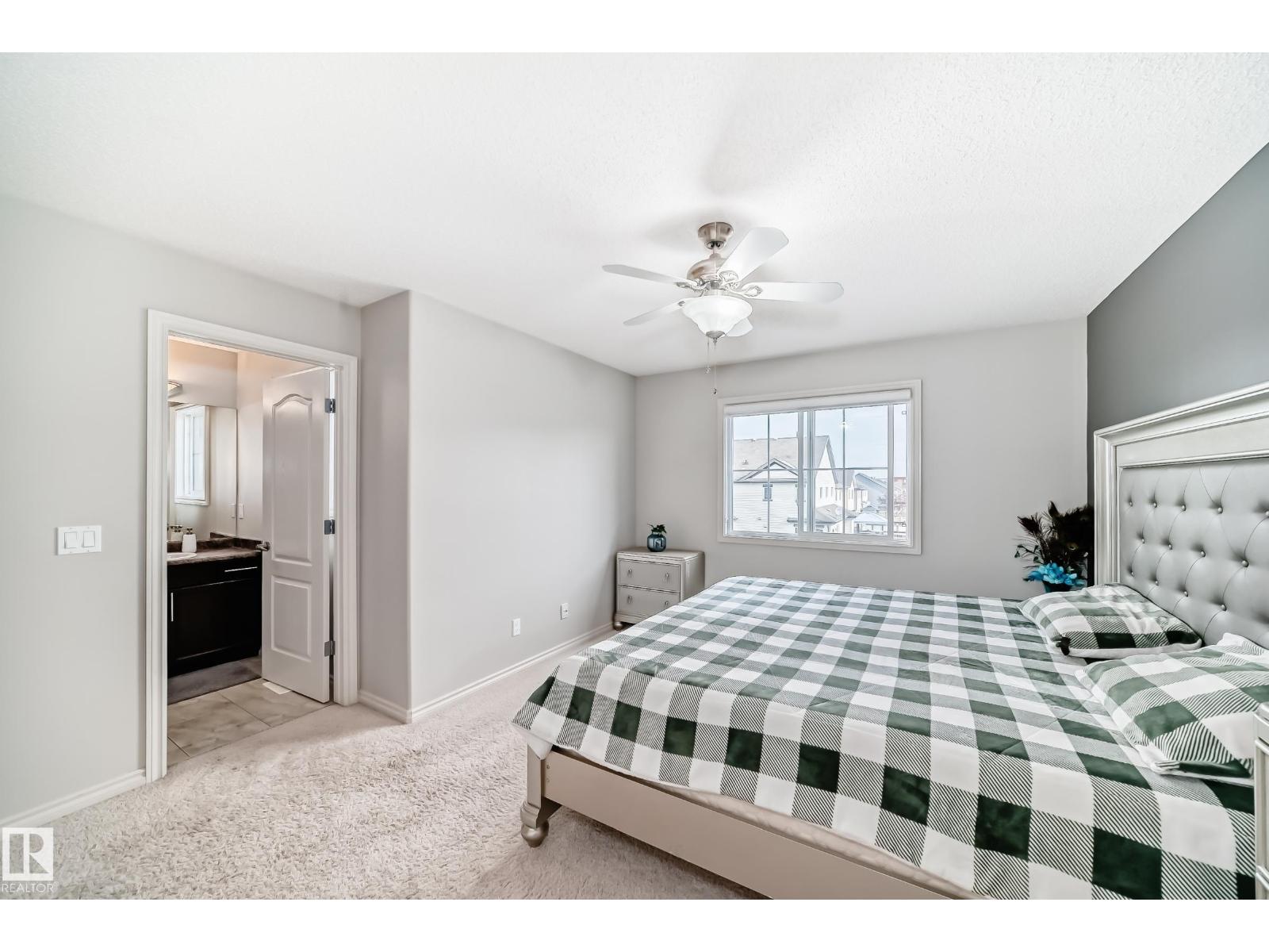 6419 18 AV SW - 19