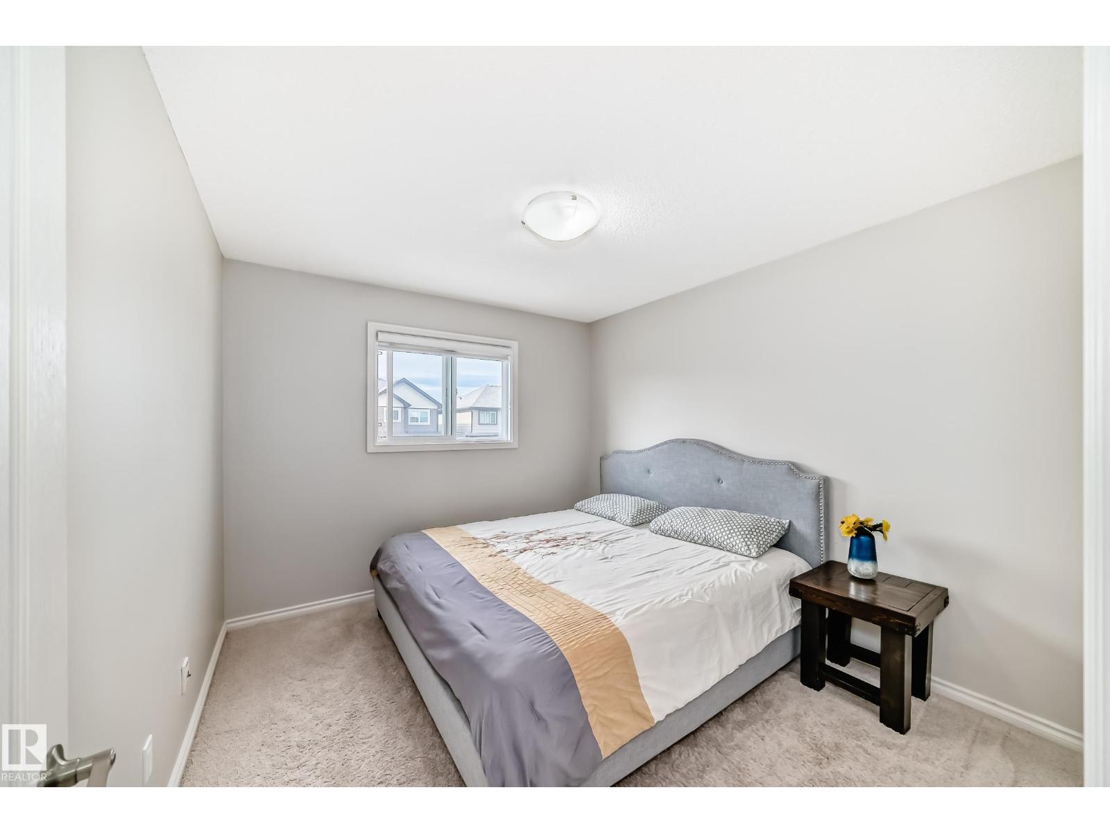 6419 18 AV SW - 22