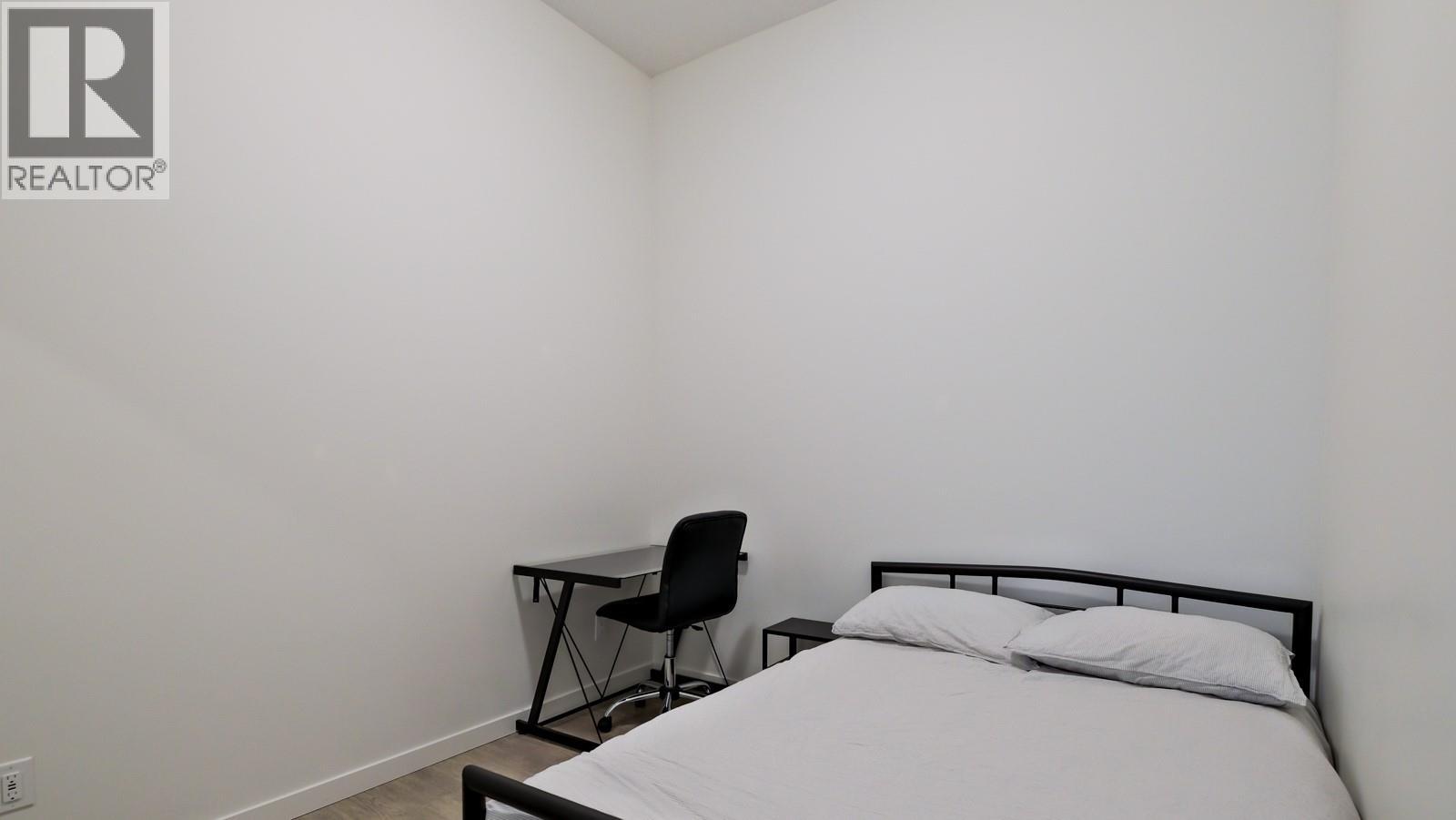 #PH11 625 Academy Way - 16