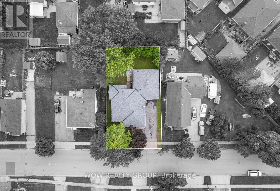 47 CLIFFORD AVENUE - 11
