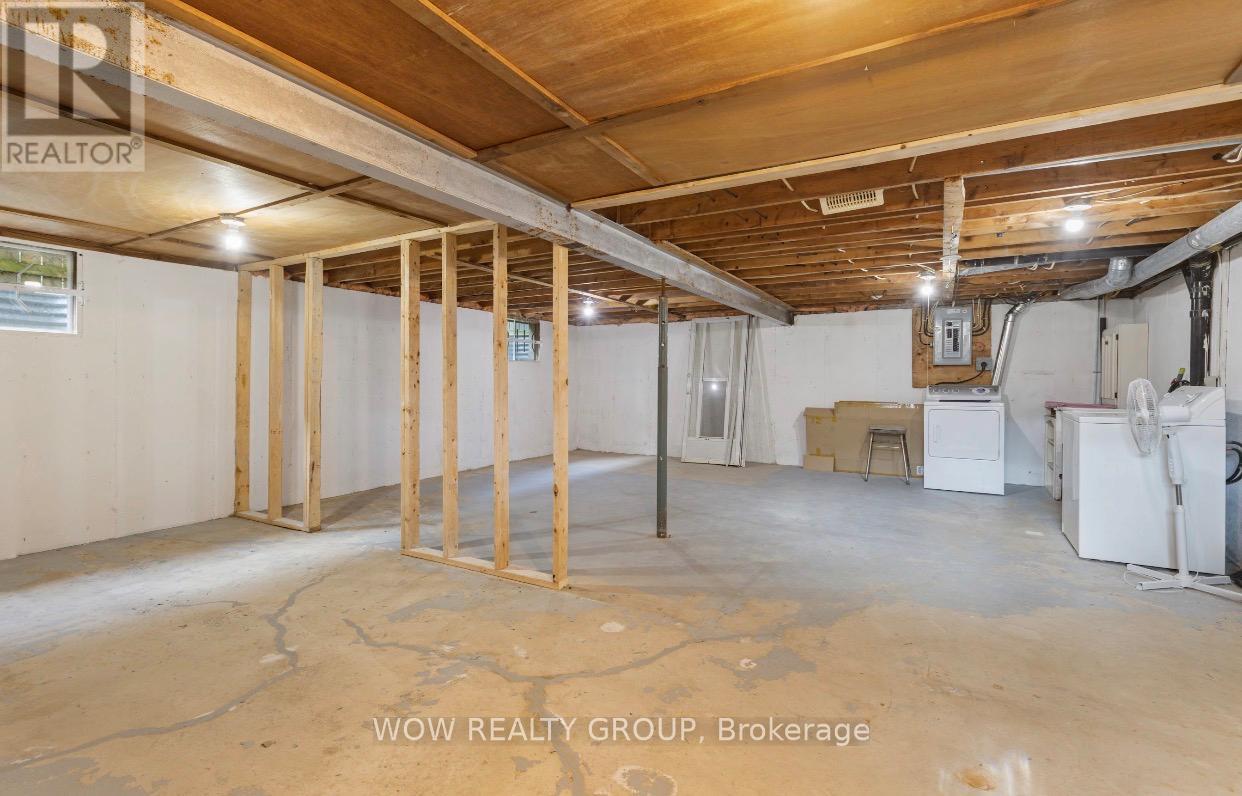 47 CLIFFORD AVENUE - 28