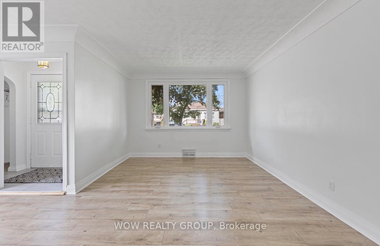 47 CLIFFORD AVENUE - 37
