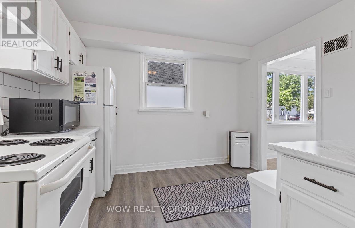 47 CLIFFORD AVENUE - 40