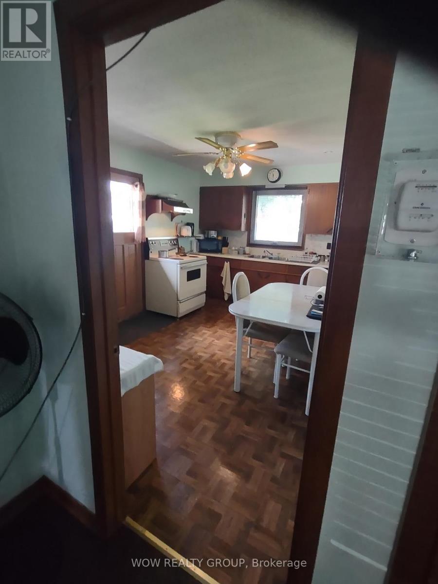 47 CLIFFORD AVENUE - 50