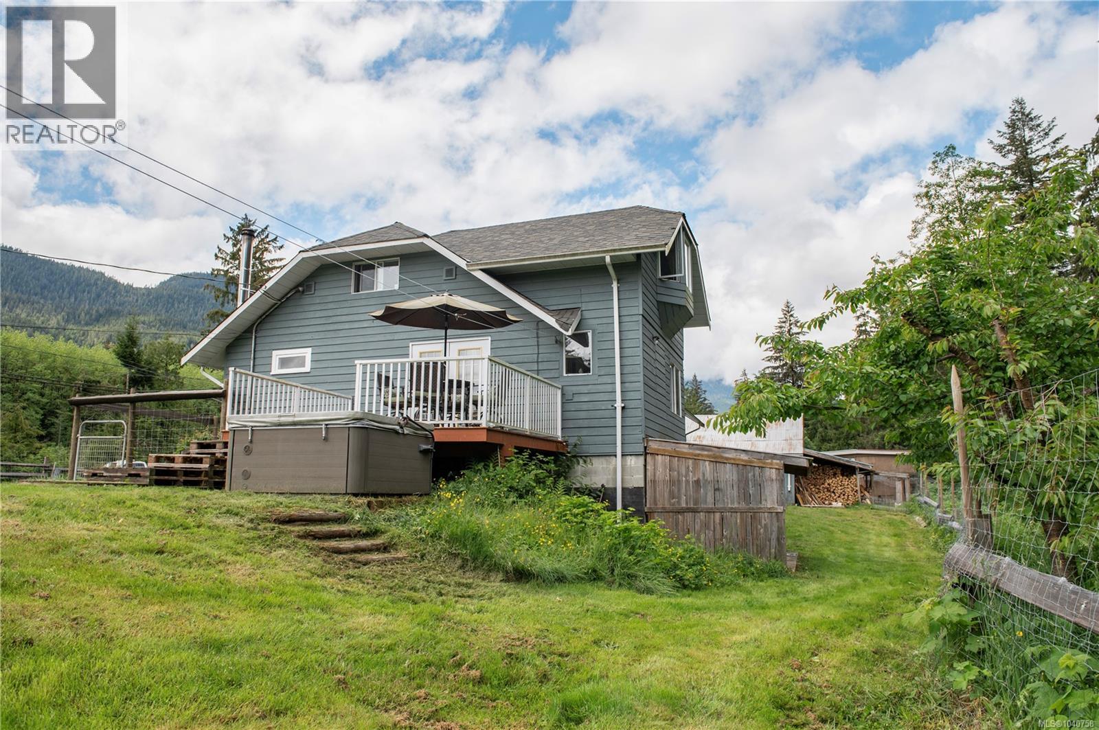 870 Sayward Rd - 18