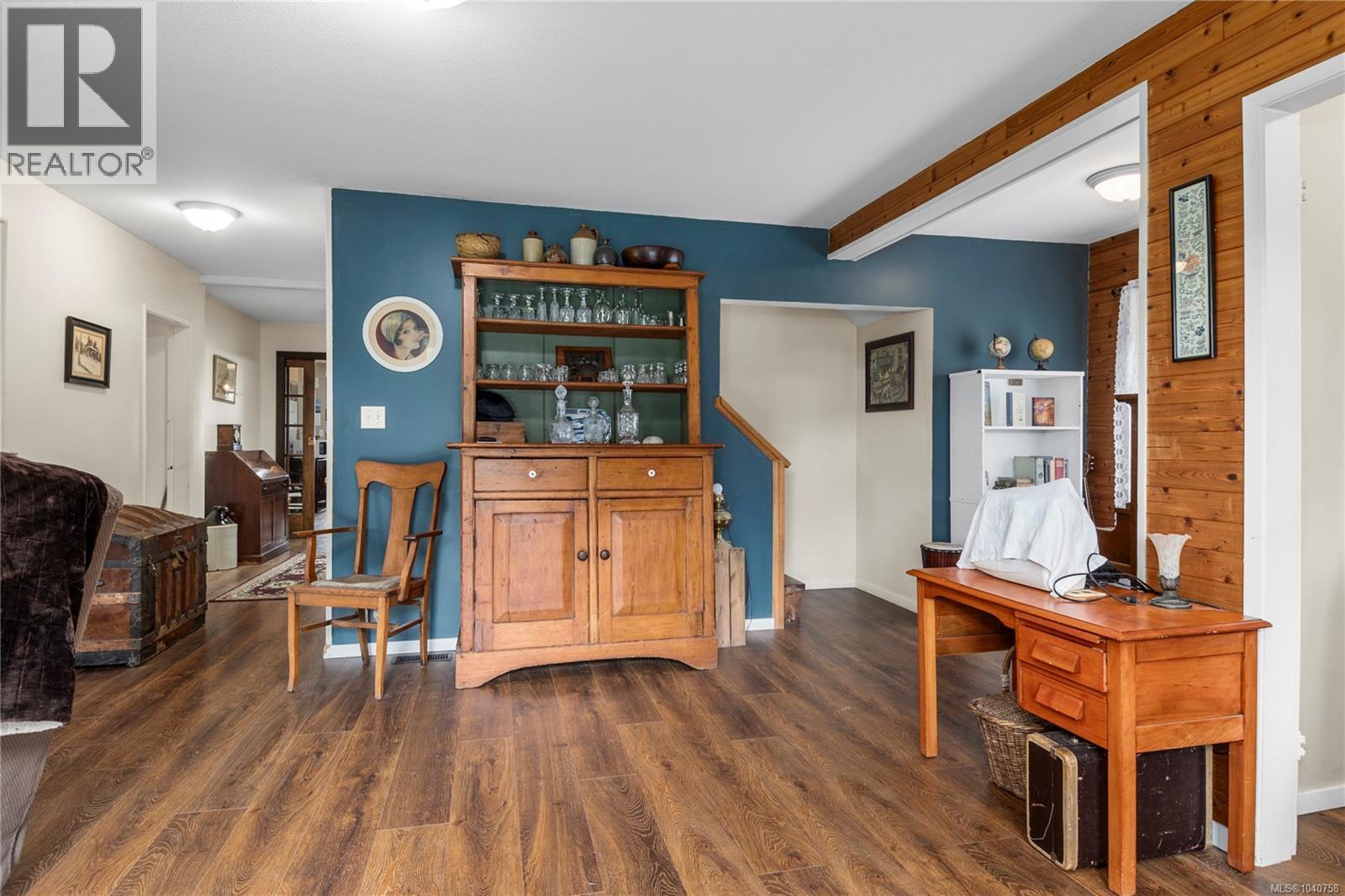 870 Sayward Rd - 35