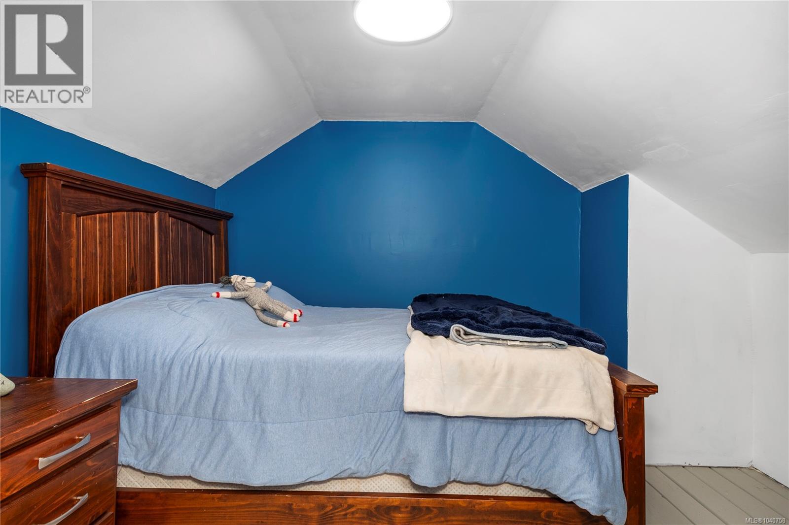 870 Sayward Rd - 39