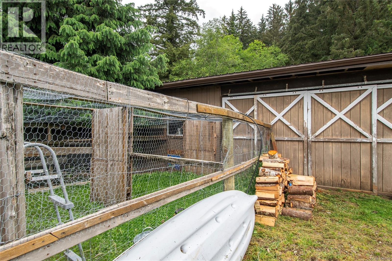 870 Sayward Rd - 55