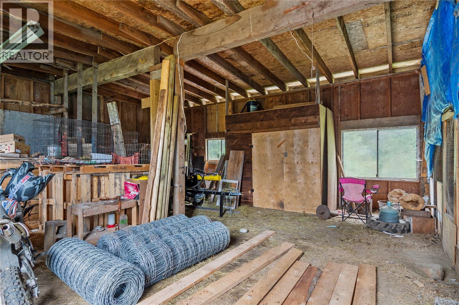 870 Sayward Rd - 56