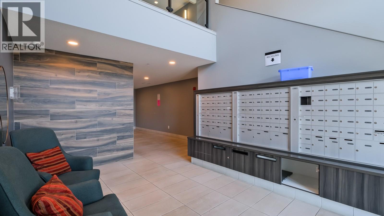 #PH11 625 Academy Way - 22
