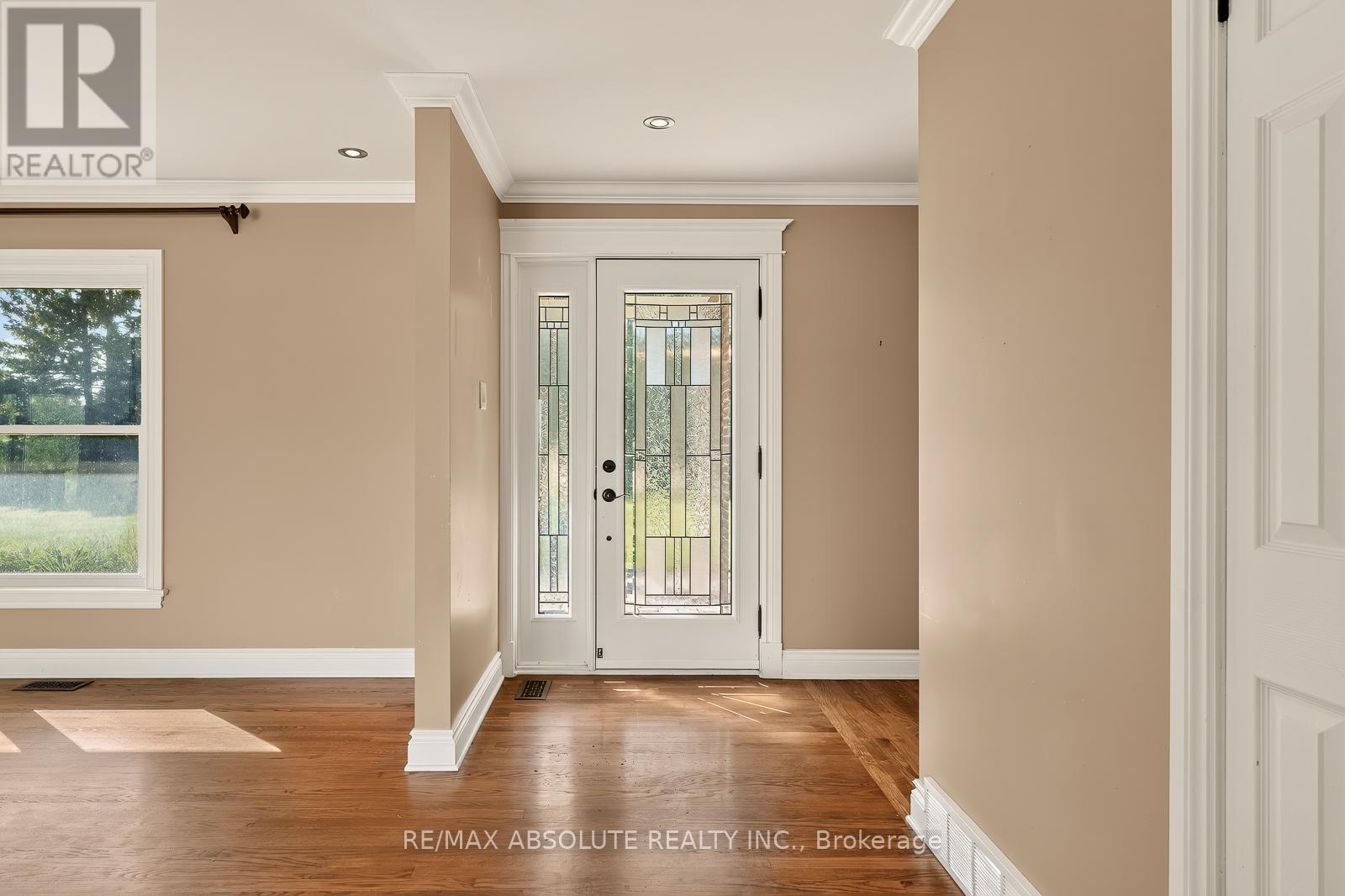 4 Bed, 3 Bath House for Sale in Ottawa – 2772 HARBISON ROAD, Ottawa – MLS# X13465078 - Image 7
