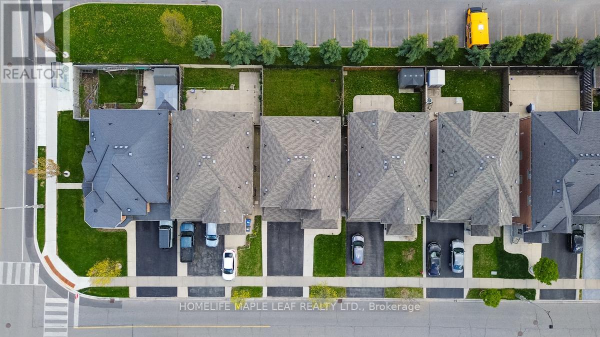 81 ABITIBI LAKE DRIVE - 47