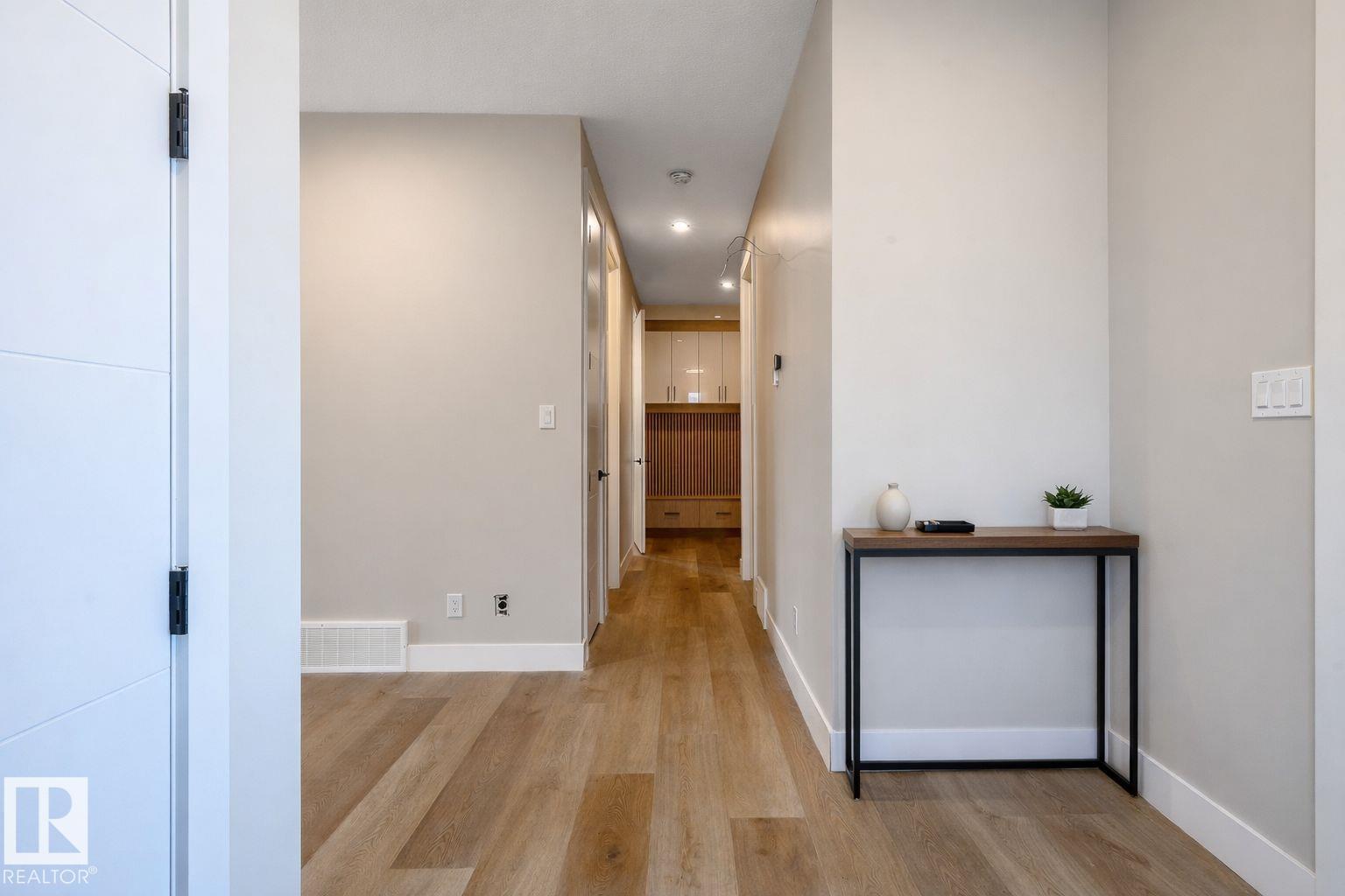 16 MIDDLETON CL — photo 6