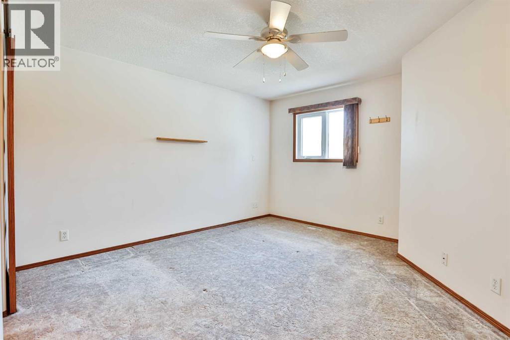 1012 24 Avenue - 24