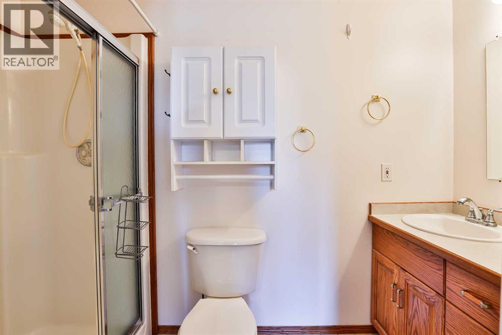 1012 24 Avenue - 26