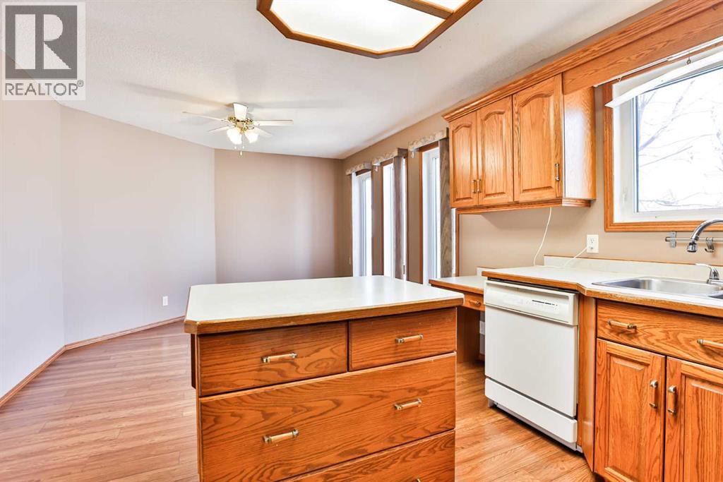 1012 24 Avenue - 21