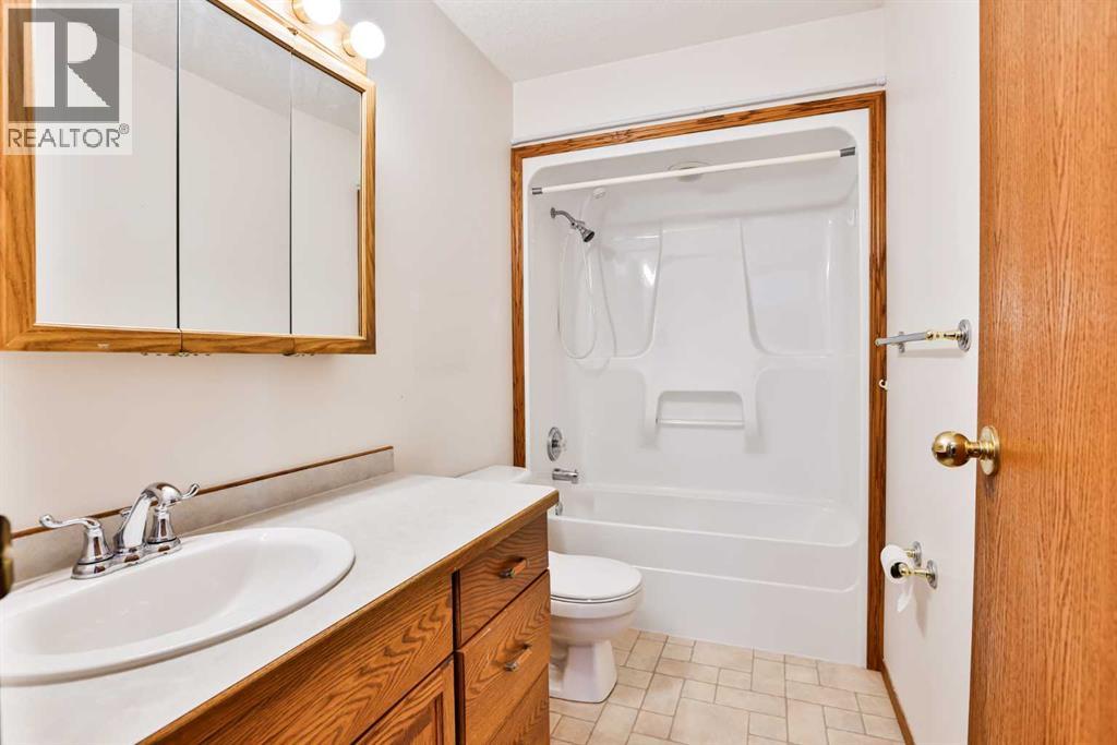 1012 24 Avenue - 23