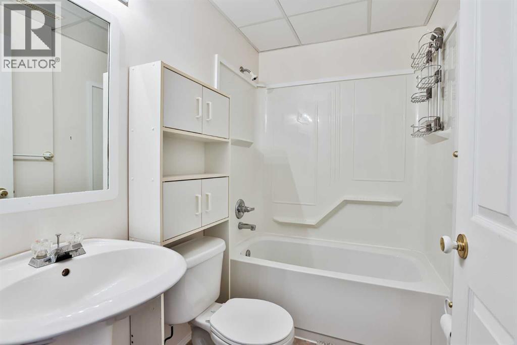1012 24 Avenue - 30