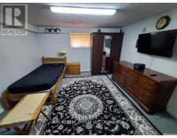 Lower - 73 Regatta Crescent, Toronto, ON M2R2X7 Photo 9