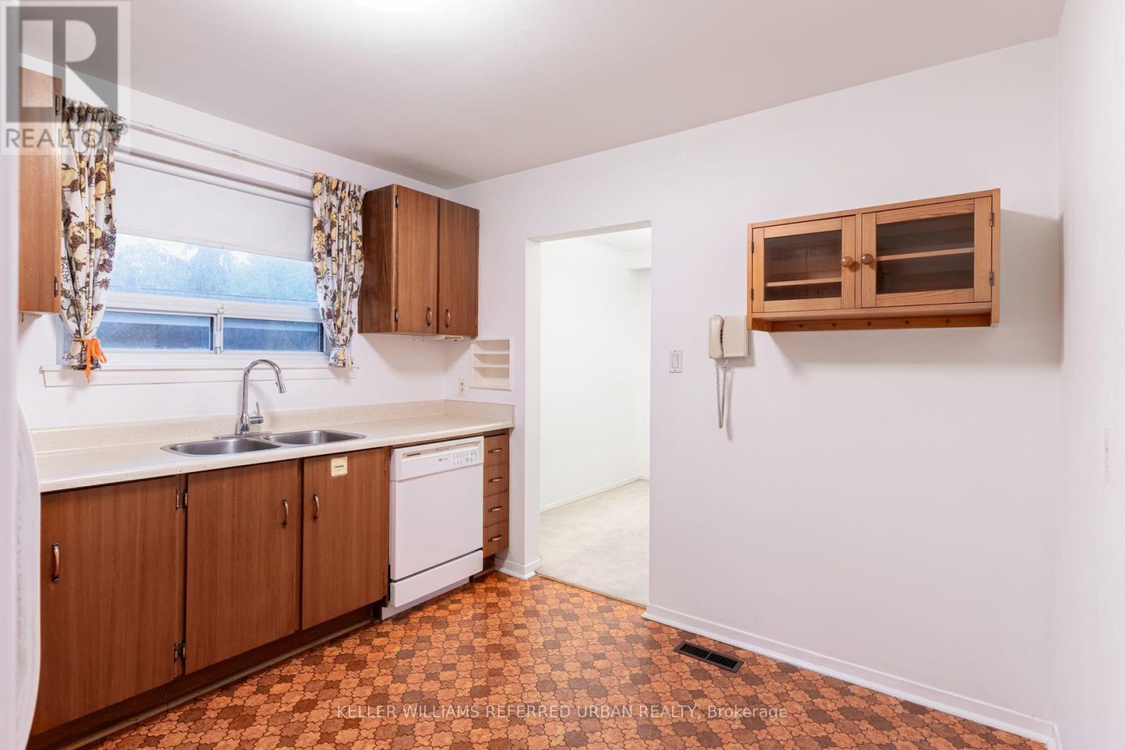 1636 ROBILLARD ROAD - 12
