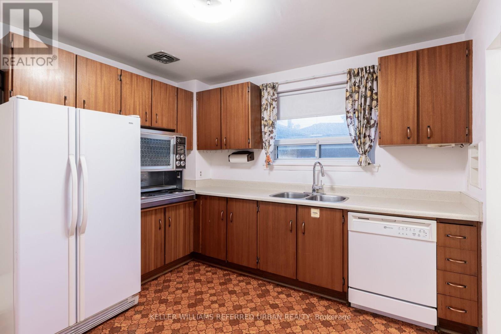 1636 ROBILLARD ROAD - 14