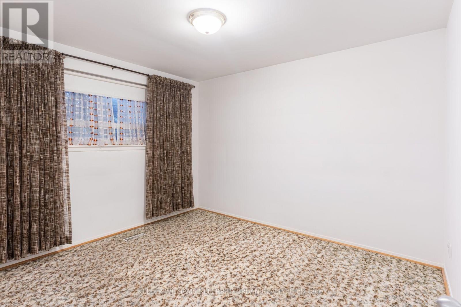 1636 ROBILLARD ROAD - 18