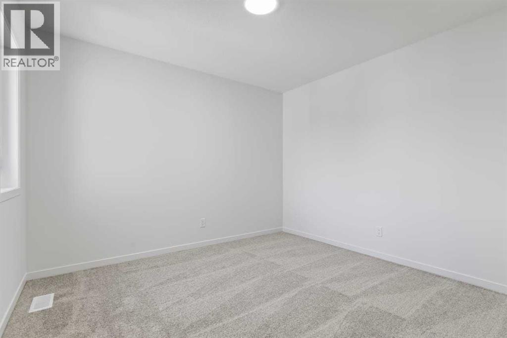 131 Corner Glen Grove NE - 36