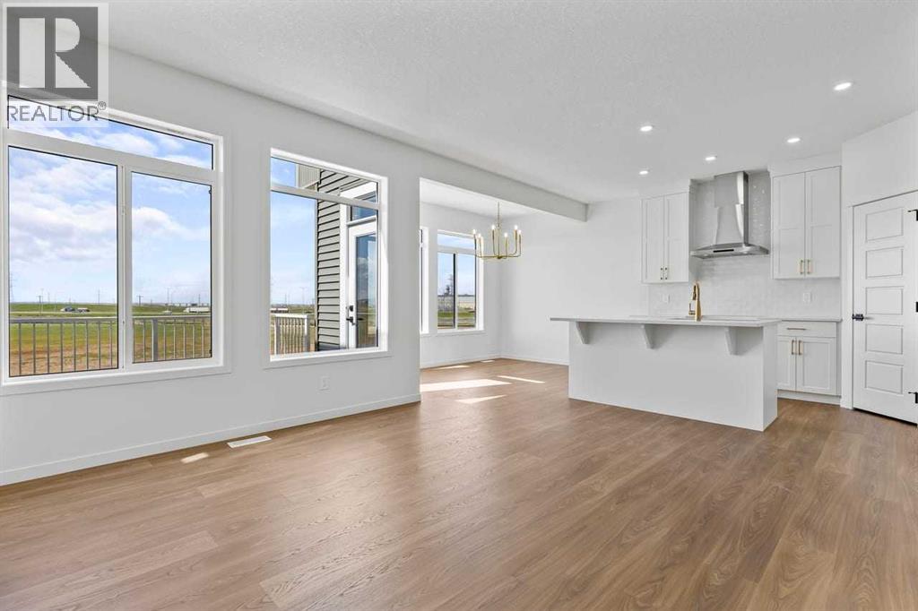 131 Corner Glen Grove NE - 17