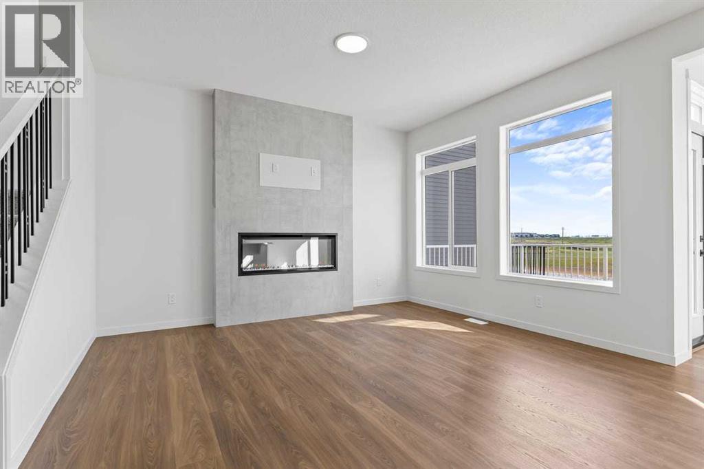131 Corner Glen Grove NE - 14