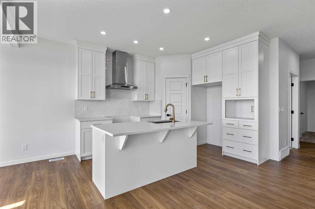 131 Corner Glen Grove NE - 1