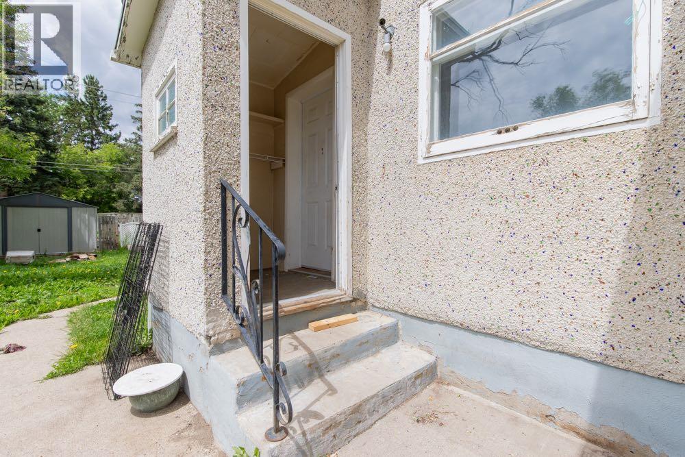 1218 13 Street N - 23