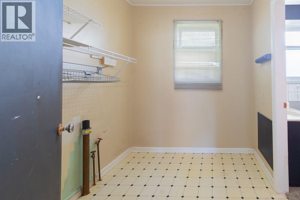 1218 13 Street N - 20