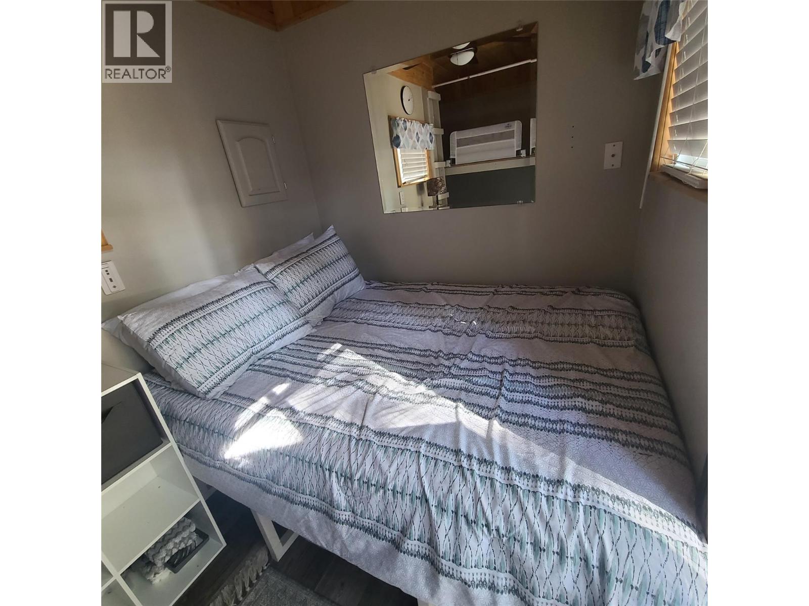 #8 3980 Squilax Anglemont Road - 19