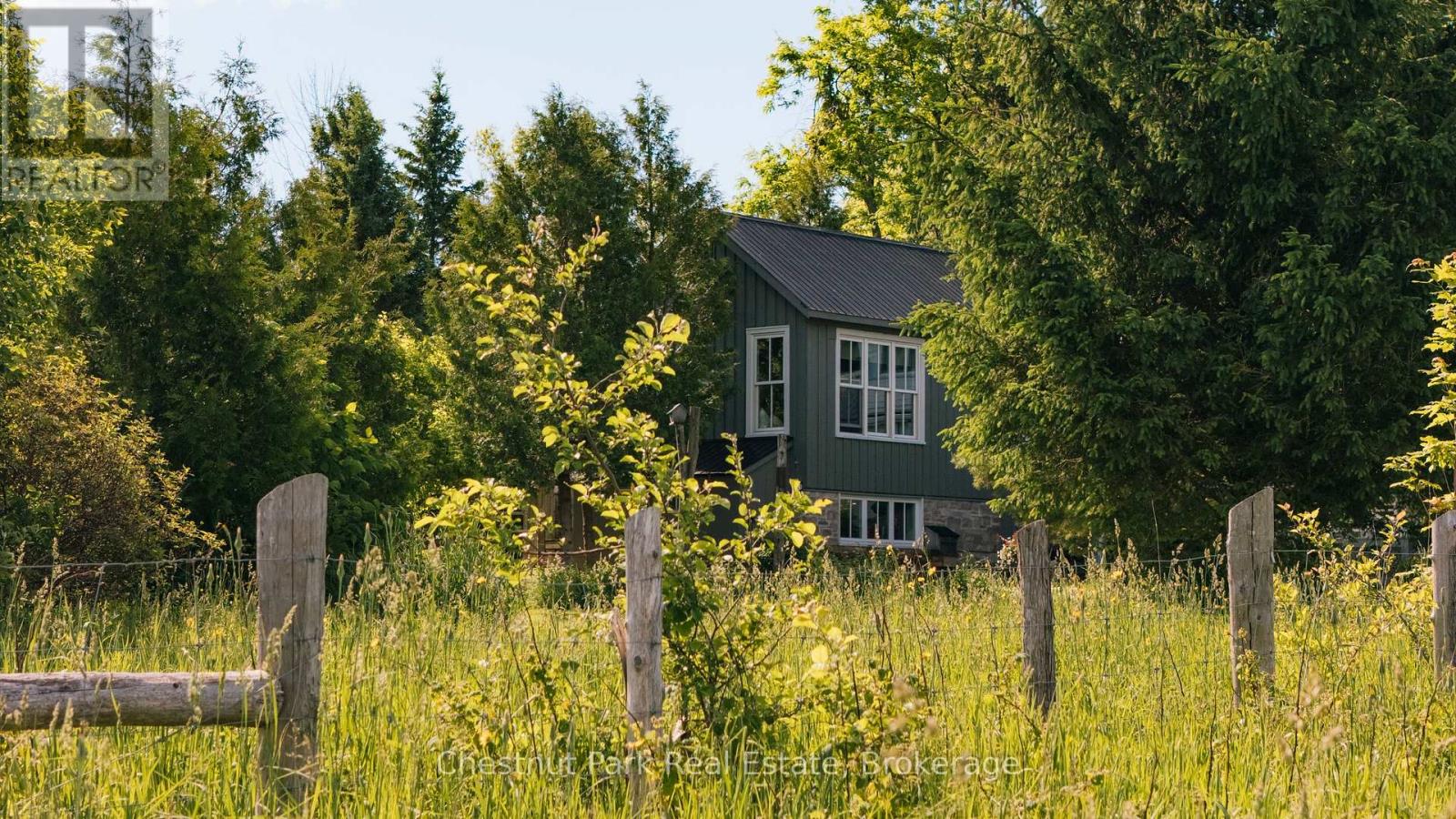 729297 21ST SIDE ROAD - 42