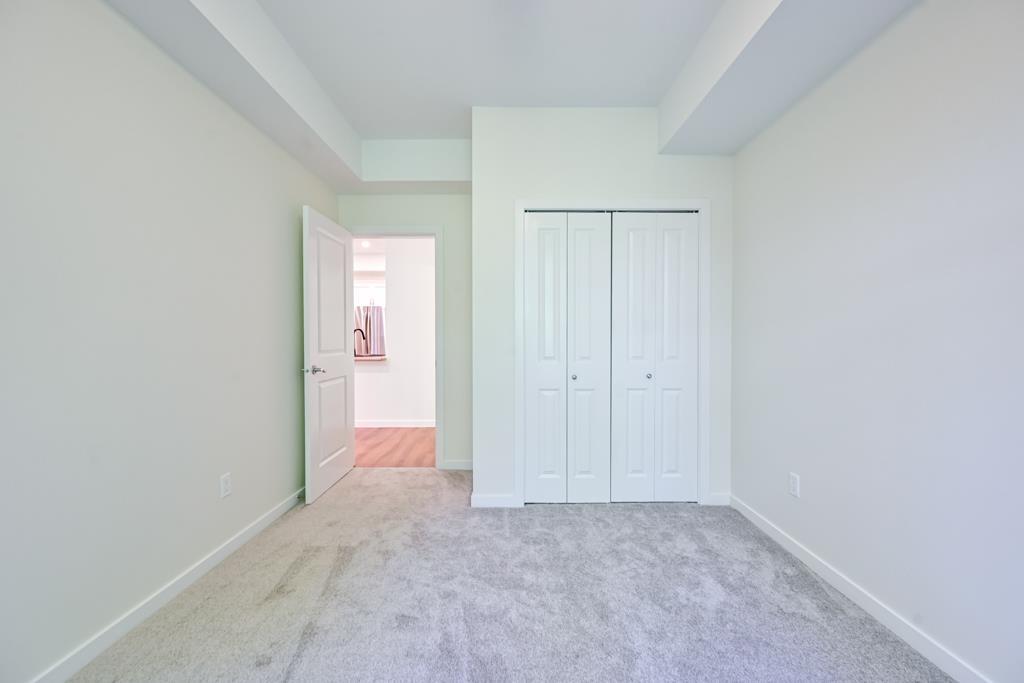 213 33318 E BOURQUIN CRESCENT, Abbotsford