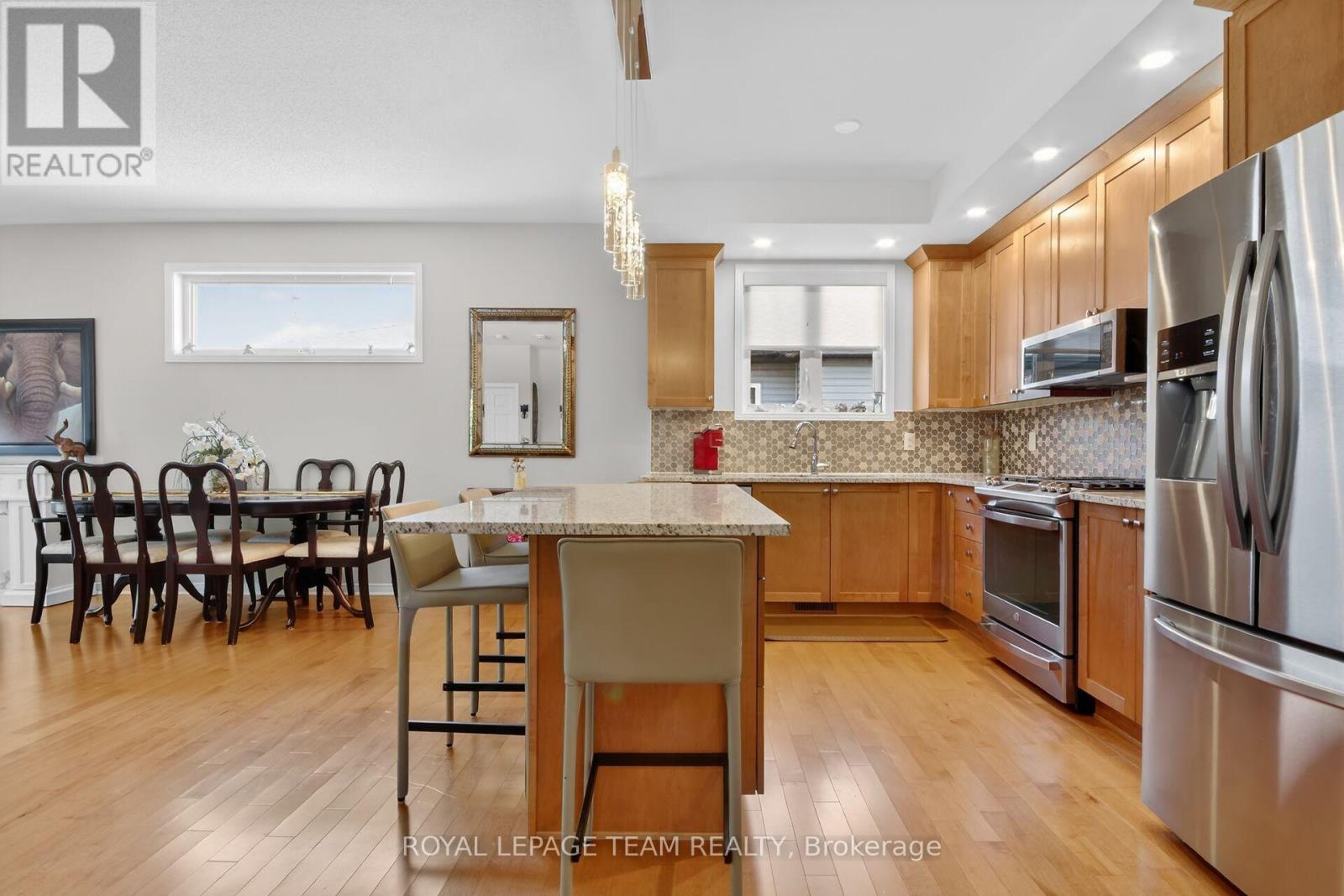 233 EDEY STREET - 10