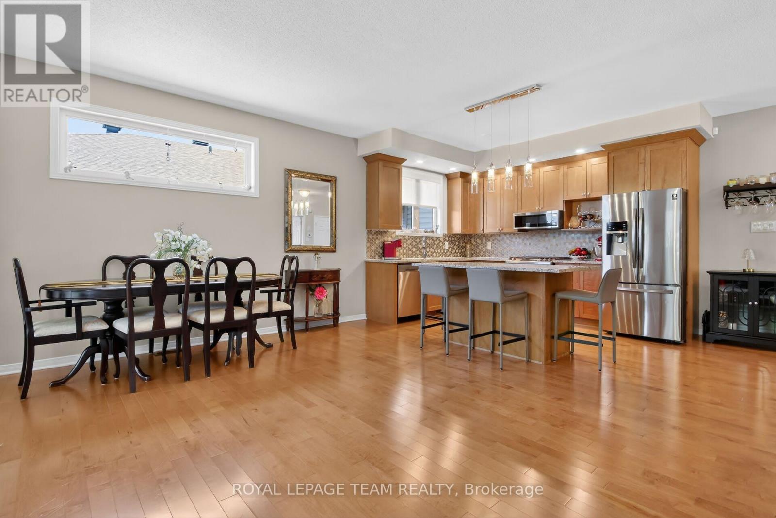 233 EDEY STREET - 12