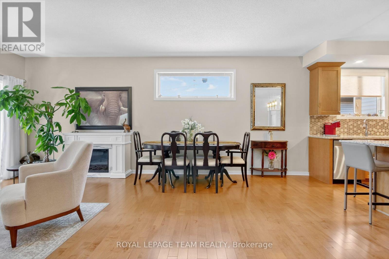 233 EDEY STREET - 16