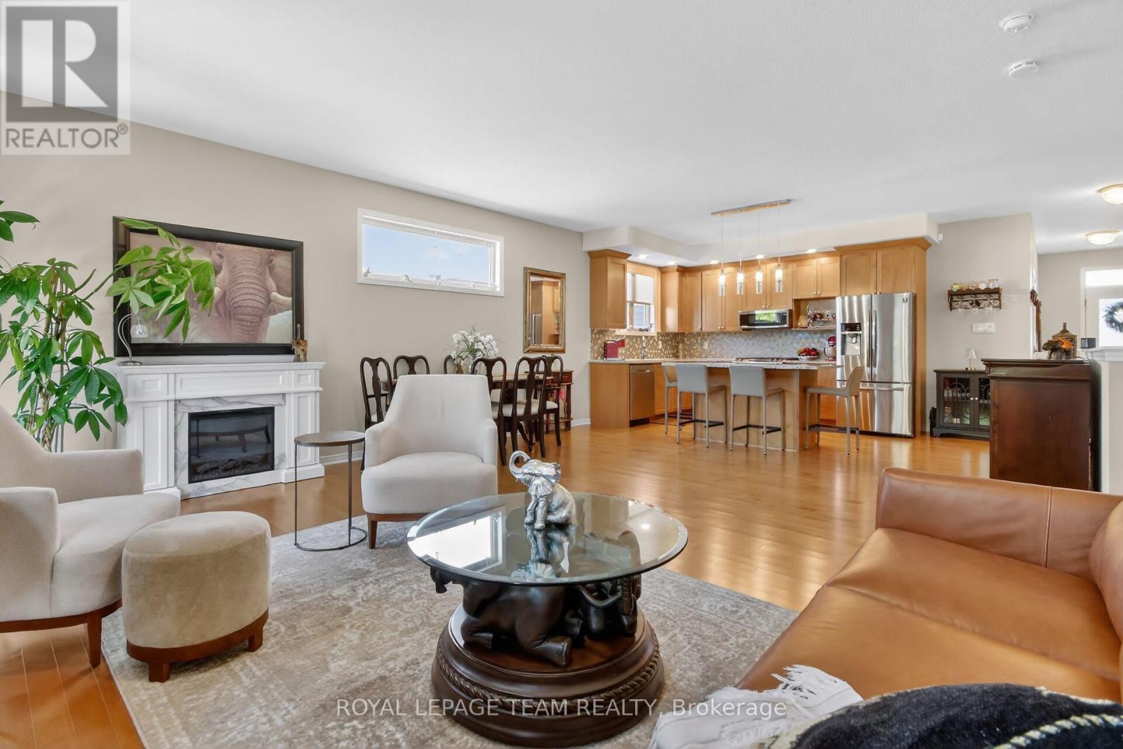 233 EDEY STREET - 18