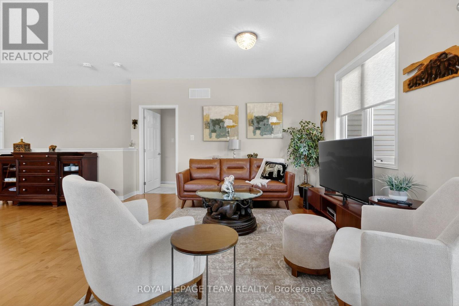 233 EDEY STREET - 20