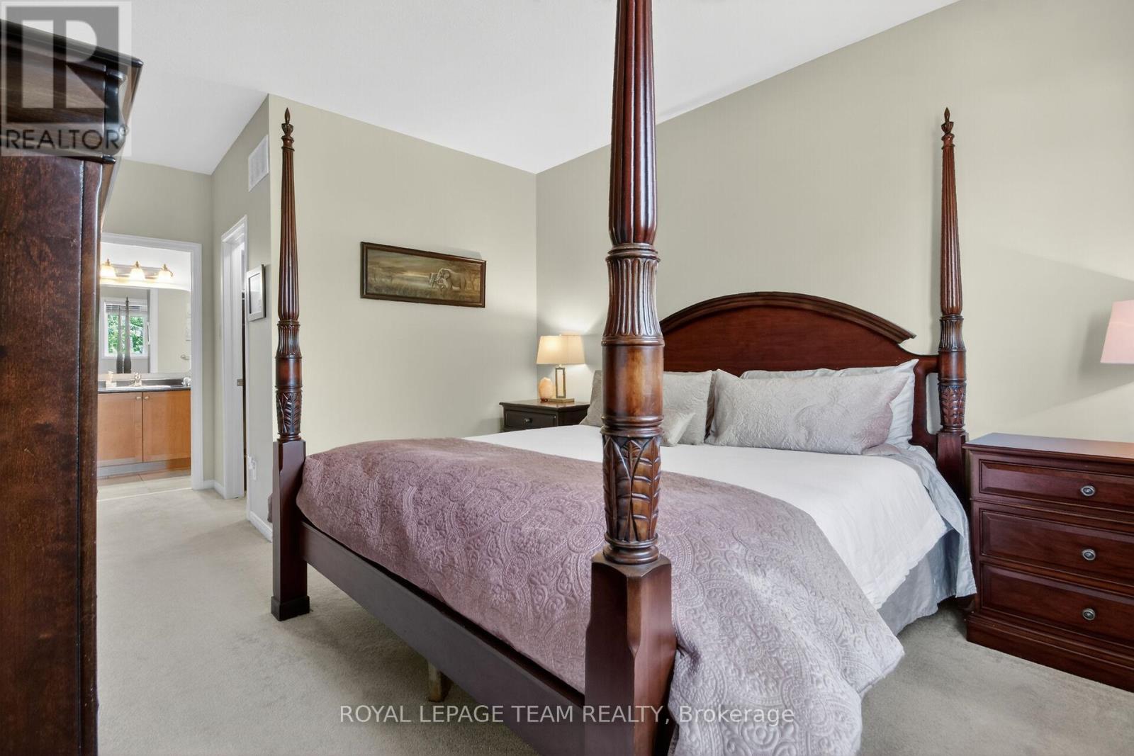 233 EDEY STREET - 23