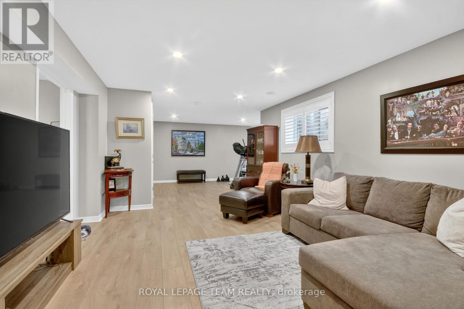 233 EDEY STREET - 30