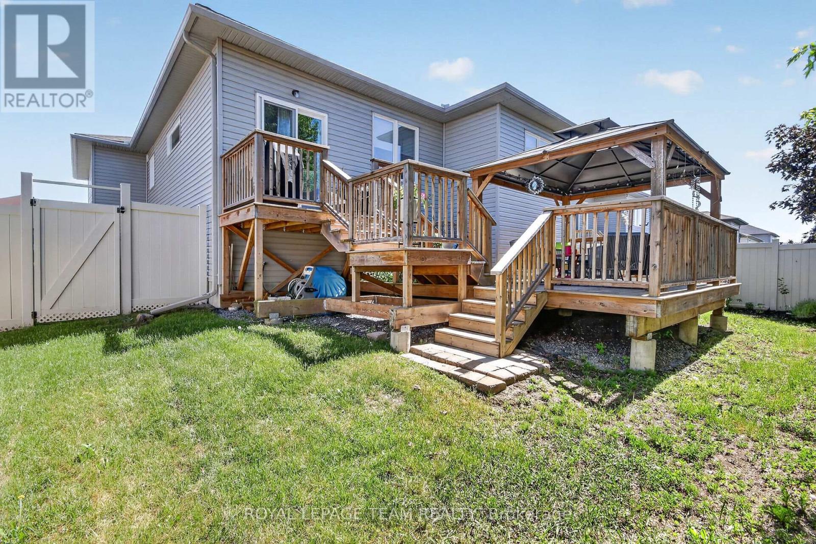 233 EDEY STREET - 40