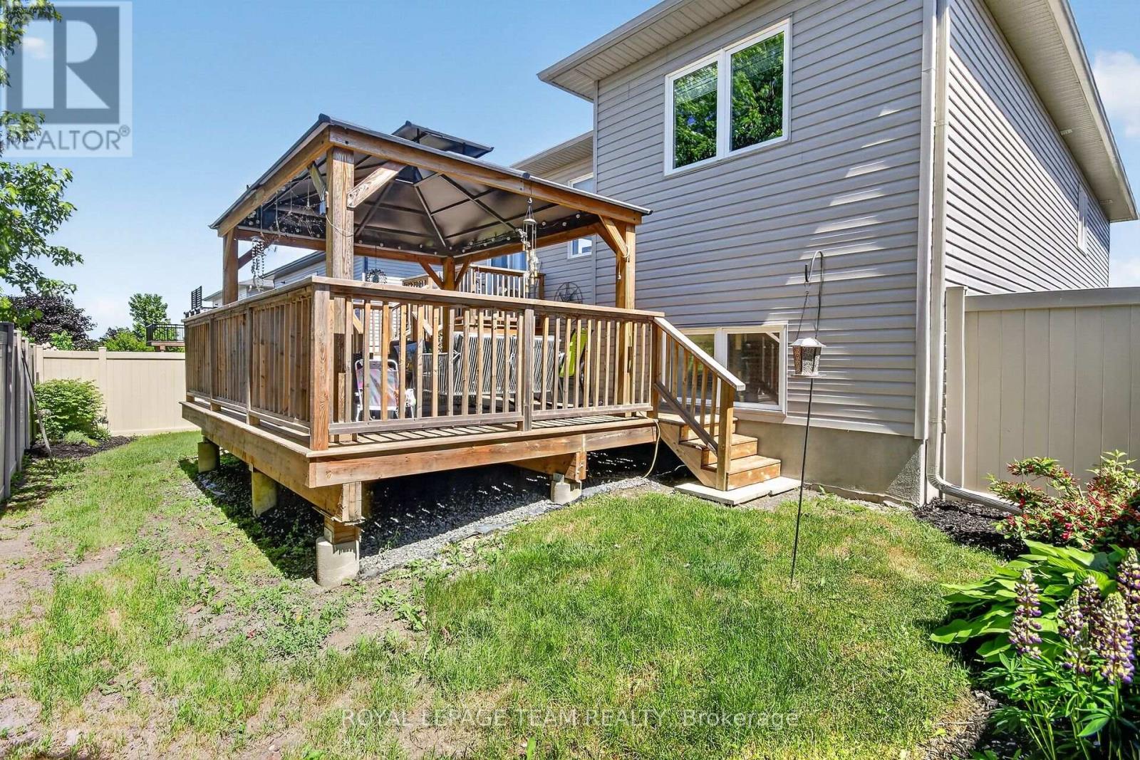 233 EDEY STREET - 42