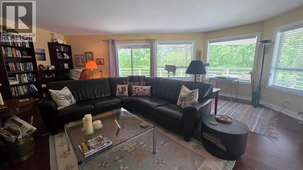 225, 5415 Township Road 594 - photo 3